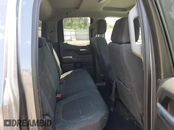 ✅ 2021 Chevrolet Silverado 1500 LT • VIN: 1GCRYJEK9MZ366119 • Lot: 63997784. Wystawiony na Copart z przebiegiem 32 485 mil. Bezpłatny archiwum sprzedaży aukcyjnych z USA i szczegółowy raport historii pojazdu na DreamBid. Zdjęcie 10.