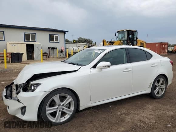 ✅ 2011 Lexus IS 250 • VIN: JTHBF5C21B5133811 • Lot: 51544715. Listed on Copart with 101,985 mi. Free auction sales archive from the USA and detailed vehicle history report at DreamBid. Image 1.