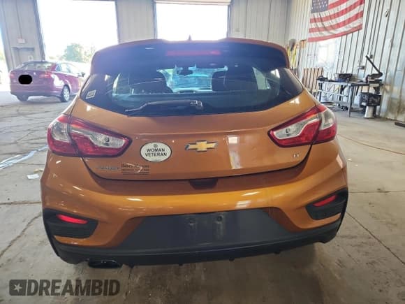 ✅ 2017 Chevrolet Cruze LT • VIN: 3G1BE6SM4HS575762 • Lot: 70054765. Listed on Copart with 148,817 mi. Free auction sales archive from the USA and detailed vehicle history report at DreamBid. Image 6.