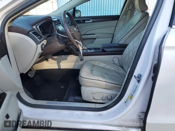 ✅ 2017 Ford Fusion Hybrid Titanium • VIN: 3FA6P0RUXHR249774 • Lot: 92848715. Listed on Copart with 114,397 mi. Free auction sales archive from the USA and detailed vehicle history report at DreamBid. Image 7.