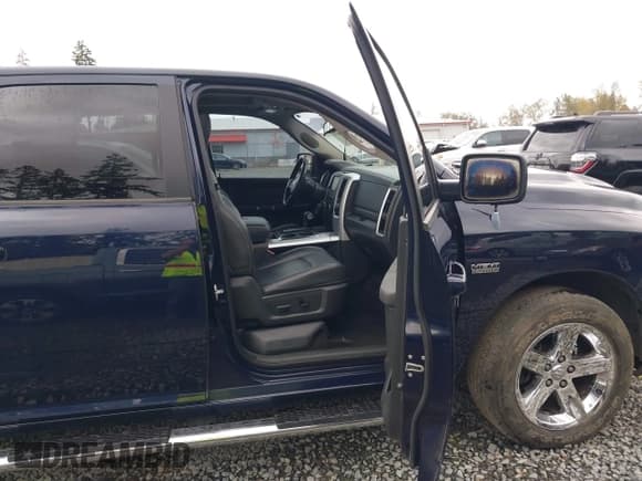 ✅ 2012 Ram 1500 Sport • VIN: 1C6RD7MT8CS317954 • Lot: 43476938. Listed on IAAI with 166,604 mi. Free auction sales archive from the USA and detailed vehicle history report at DreamBid. Image 5.