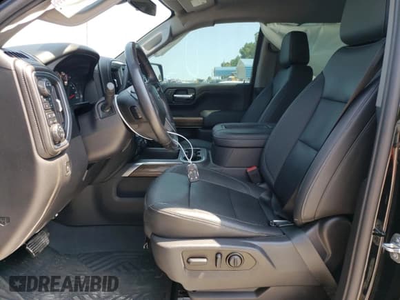 ✅ 2021 Chevrolet Silverado 1500 LT Trail Boss • VIN: 3GCPYFEL1MG133025 • Lot: 69059814. Wystawiony na Copart z przebiegiem 60 737 mil. Bezpłatny archiwum sprzedaży aukcyjnych z USA i szczegółowy raport historii pojazdu na DreamBid. Zdjęcie 7.