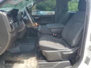 ✅ 2019 Chevrolet Silverado 1500 Work Truck • VIN: 3GCNWAEF6KG294199 • Lot: 65098105. Wystawiony na Copart z przebiegiem 108 323 mil. Bezpłatny archiwum sprzedaży aukcyjnych z USA i szczegółowy raport historii pojazdu na DreamBid. Zdjęcie 7.