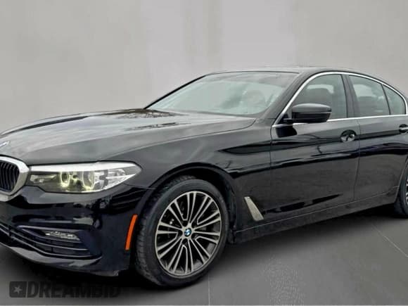✅ 2018 BMW 5 Series 530i xDrive • VIN: WBAJA7C50JWA74762 • Lot: 95022215. Listed on Copart with 138,900 mi. Free auction sales archive from the USA and detailed vehicle history report at DreamBid. Image 2.