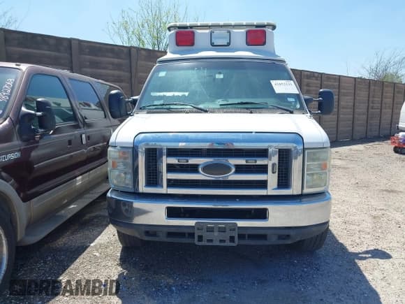 ✅ 2014 Ford Econoline Cargo Commercial • VIN: 1FDSS3ELXEDB15093 • Лот: 41853133. Опубликован ранее на IAAI с пробегом 315 724 миль. Бесплатный доступ к архиву аукционных продаж из США и подробный отчёт об истории автомобиля на DreamBid. Изображение 12.