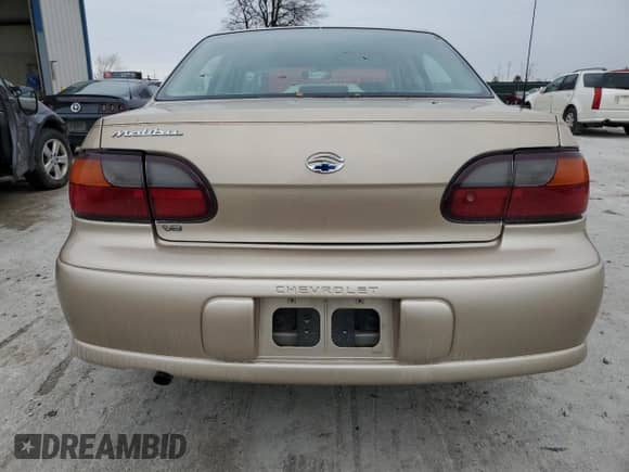 2001 Chevrolet Malibu with VIN 1G1ND52J616190200, listed as a Copart auction lot 84409974 with 273,512 mi miles and Clean title. Bid and sale history available at DreamBid. Image 6.