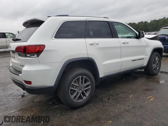 ✅ 2020 Jeep Grand Cherokee Laredo • VIN: 1C4RJFAG7LC145624 • Lot: 80663624. Wystawiony na Copart z przebiegiem 108 798 mil. Bezpłatny archiwum sprzedaży aukcyjnych z USA i szczegółowy raport historii pojazdu na DreamBid. Zdjęcie 3.