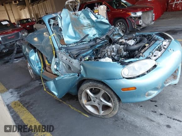✅ 2002 Mazda MX-5 Miata Cloth • VIN: JM1NB353420231667 • Lot: 43571555. Listed on IAAI with Not provided. Free auction sales archive from the USA and detailed vehicle history report at DreamBid. Image 1.