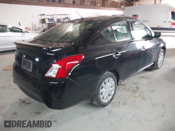 ✅ 2018 Nissan Versa SV • VIN: 3N1CN7AP4JL869856 • Lot: 42375790. Listed on IAAI with 103,332 mi. Free auction sales archive from the USA and detailed vehicle history report at DreamBid. Image 4.