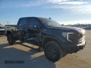 ✅ 2025 GMC Sierra 1500 AT4X • VIN: 3GTUUFE85SG126781 • Лот: 42742695. Опубликован ранее на Copart с пробегом 2 365 миль. Бесплатный доступ к архиву аукционных продаж из США и подробный отчёт об истории автомобиля на DreamBid. Изображение 4.