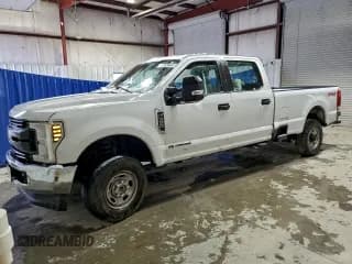 ✅ 2019 Ford F-350 XL • VIN: 1FT8W3BT6KED25641 • Lot: 94131175. Listed on Copart with 354,608 mi. Free auction sales archive from the USA and detailed vehicle history report at DreamBid. Image 1.
