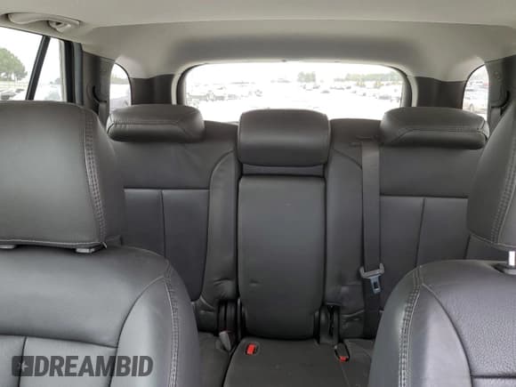 ✅ 2012 Hyundai Santa Fe Limited • VIN: 5XYZK4AG9CG161532 • Lot: 70388424. Listed on Copart with 75,794 mi. Free auction sales archive from the USA and detailed vehicle history report at DreamBid. Image 10.