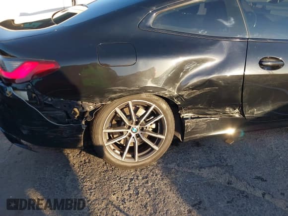 ✅ 2022 BMW 4 Series 430i xDrive • VIN: WBA73AP00NCJ16822 • Лот: 41329235. Опубликован ранее на IAAI с пробегом 30 570 миль. Бесплатный доступ к архиву аукционных продаж из США и подробный отчёт об истории автомобиля на DreamBid. Изображение 6.