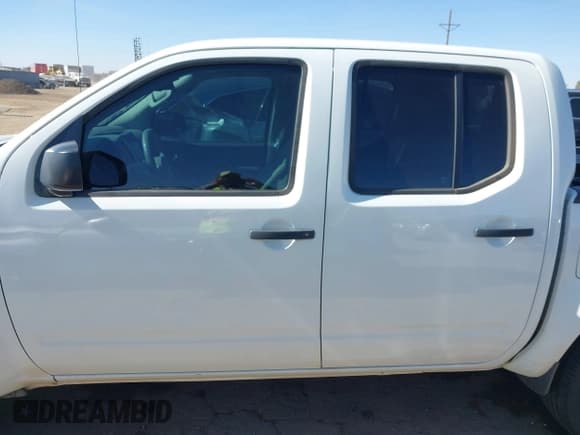 ✅ 2019 Nissan Frontier SV • VIN: 1N6AD0ER7KN700374 • Lot: 43617777. Listed on IAAI with 59,624 mi. Free auction sales archive from the USA and detailed vehicle history report at DreamBid. Image 14.