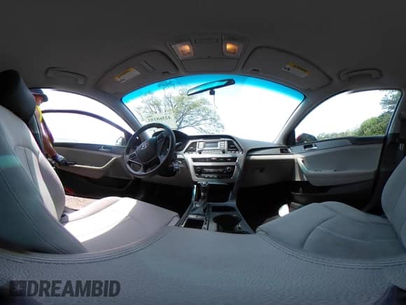 2016 Hyundai Sonata 2.4L z VIN 5NPE24AF0GH395112, wystawiony jako IAAI lot #42568193 z przebiegiem 103 612 mil mil oraz . Historia ofert i sprzedaży dostępna na DreamBid. Obrazek 19.