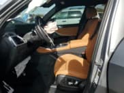 ✅ 2026 BMW X5 M60i • VIN: 5UX33EU08T9152537 • Lot: 90449395. Wystawiony na Copart z przebiegiem Nie podano. Bezpłatny archiwum sprzedaży aukcyjnych z USA i szczegółowy raport historii pojazdu na DreamBid. Zdjęcie 7.