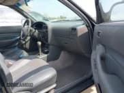 ✅ 1995 Toyota Camry LE • VIN: JT2SK12E1S0330730 • Lot: 42916715. Wystawiony na IAAI z przebiegiem 139 883 mil. Bezpłatny archiwum sprzedaży aukcyjnych z USA i szczegółowy raport historii pojazdu na DreamBid. Zdjęcie 5.