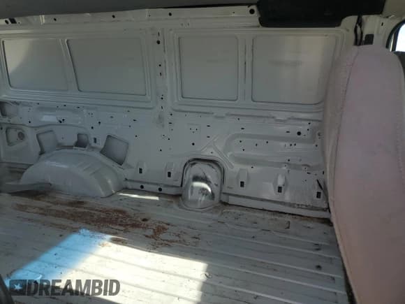 ✅ 2006 Ford Econoline Cargo • VIN: 1FTNE24W06DA69709 • Лот: 56429505. Опубликован ранее на Copart с пробегом 263 768 миль. Бесплатный доступ к архиву аукционных продаж из США и подробный отчёт об истории автомобиля на DreamBid. Изображение 11.