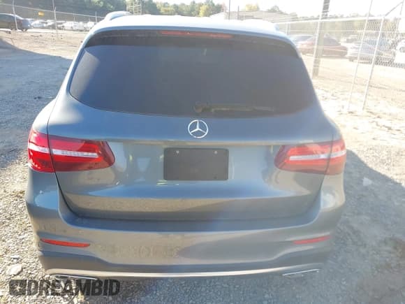 ✅ 2019 Mercedes-Benz GLC 43 AMG • VIN: WDC0G6EB6KF529875 • Lot: 43503323. Wystawiony na IAAI z przebiegiem 65 158 mil. Bezpłatny archiwum sprzedaży aukcyjnych z USA i szczegółowy raport historii pojazdu na DreamBid. Zdjęcie 15.