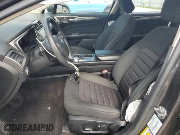 ✅ 2020 Ford Fusion SE • VIN: 3FA6P0H71LR210236 • Lot: 71119955. Listed on Copart with 102,806 mi. Free auction sales archive from the USA and detailed vehicle history report at DreamBid. Image 7.