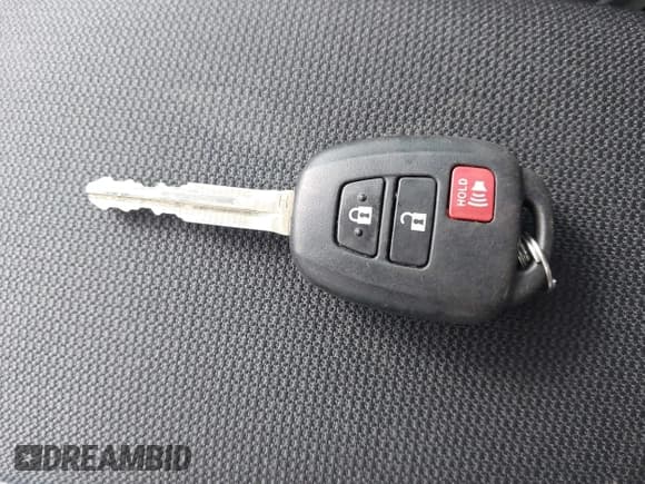 ✅ 2024 Toyota Corolla Cross L • VIN: 7MUAAAAG0RV096358 • Lot: 43468035. Listed on IAAI with 13,540 mi. Free auction sales archive from the USA and detailed vehicle history report at DreamBid. Image 11.