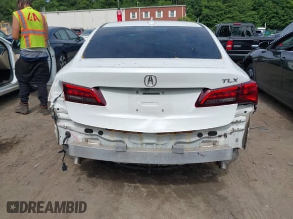 ✅ 2016 Acura TLX V6 • VIN: 19UUB2F37GA009342 • Lot: 42615926. Wystawiony na IAAI z przebiegiem 65 348 mil. Bezpłatny archiwum sprzedaży aukcyjnych z USA i szczegółowy raport historii pojazdu na DreamBid. Zdjęcie 6.