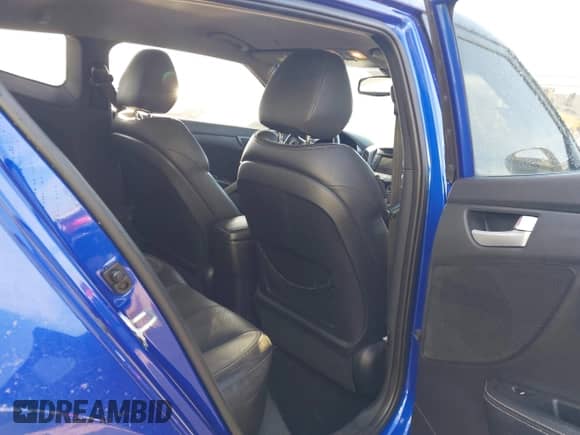 2014 Hyundai Veloster Turbo z VIN KMHTC6AE4EU184467, wystawiony jako IAAI lot #43457856 z przebiegiem 149 546 mil mil oraz . Historia ofert i sprzedaży dostępna na DreamBid. Obrazek 8.