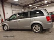 ✅ 2018 Dodge Grand Caravan SXT • VIN: 2C4RDGCG6JR225060 • Lot: 43425559. Wystawiony na IAAI z przebiegiem 58 042 mil. Bezpłatny archiwum sprzedaży aukcyjnych z USA i szczegółowy raport historii pojazdu na DreamBid. Zdjęcie 15.