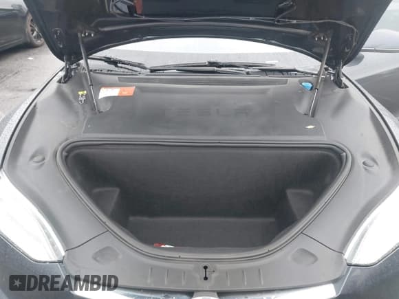 ✅ 2018 Tesla Model S 75D • VIN: 5YJSA1E27JF282680 • Lot: 43715772. Listed on IAAI with 110,434 mi. Free auction sales archive from the USA and detailed vehicle history report at DreamBid. Image 10.