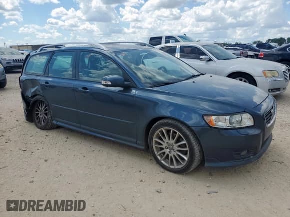 ✅ 2008 Volvo V50 • VIN: YV1MW672982415726 • Lot: 61351645. Wystawiony na Copart z przebiegiem 124 053 mil. Bezpłatny archiwum sprzedaży aukcyjnych z USA i szczegółowy raport historii pojazdu na DreamBid. Zdjęcie 4.