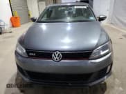 ✅ 2015 Volkswagen Jetta GLI SEL • VIN: 3VW5T7AJ3FM274129 • Lot: 89701895. Wystawiony na Copart z przebiegiem 135 505 mil. Bezpłatny archiwum sprzedaży aukcyjnych z USA i szczegółowy raport historii pojazdu na DreamBid. Zdjęcie 5.