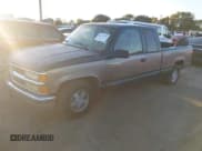 ✅ 1995 Chevrolet Silverado 1500 • VIN: 2GCEC19K6S1266198 • Lot: 43617591. Wystawiony na IAAI z przebiegiem 206 691 mil. Bezpłatny archiwum sprzedaży aukcyjnych z USA i szczegółowy raport historii pojazdu na DreamBid. Zdjęcie 2.