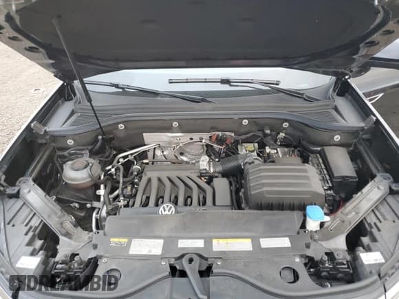 ✅ 2022 Volkswagen Atlas SEL Premium R-Line • VIN: 1V2FR2CA0NC518405 • Lot: 91991075. Listed on Copart with 42,808 mi. Free auction sales archive from the USA and detailed vehicle history report at DreamBid. Image 12.