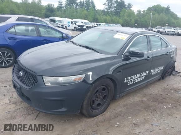 ✅ 2014 Ford Police Interceptor • VIN: 1FAHP2MK4EG129630 • Lot: 42300344. Listed on IAAI with 195,312 mi. Free auction sales archive from the USA and detailed vehicle history report at DreamBid. Image 17.