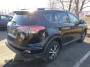 ✅ 2017 Toyota RAV4 LE • VIN: 2T3BFREV6HW543909 • Лот: 41668964. Опубликован ранее на IAAI с пробегом 102 452 миль. Бесплатный доступ к архиву аукционных продаж из США и подробный отчёт об истории автомобиля на DreamBid. Изображение 4.