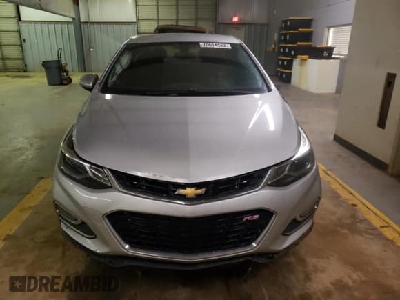 ✅ 2017 Chevrolet Cruze LT • VIN: 1G1BE5SM8H7114301 • Lot: 70694582. Listed on Copart with 104,135 mi. Free auction sales archive from the USA and detailed vehicle history report at DreamBid. Image 5.