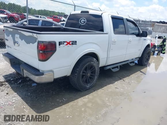 ✅ 2011 Ford F-150 XLT • VIN: 1FTFW1CT2BKD81054 • Lot: 42456169. Wystawiony na IAAI z przebiegiem 187 613 mil. Bezpłatny archiwum sprzedaży aukcyjnych z USA i szczegółowy raport historii pojazdu na DreamBid. Zdjęcie 4.