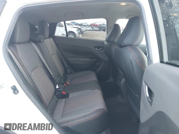 ✅ 2024 Subaru Crosstrek Limited • VIN: 4S4GUHL65R3834614 • Lot: 43835167. Listed on IAAI with 1,980 mi. Free auction sales archive from the USA and detailed vehicle history report at DreamBid. Image 8.