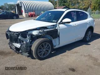 ✅ 2022 Alfa Romeo Stelvio Sprint • VIN: ZASPAKAN7N7D39281 • Лот: 43272499. Опубликован ранее на IAAI с пробегом 41 526 миль. Бесплатный доступ к архиву аукционных продаж из США и подробный отчёт об истории автомобиля на DreamBid. Изображение 2.