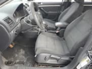 ✅ 2010 Volkswagen Jetta S • VIN: 3VWJX7AJ7AM080036 • Лот: 82412175. Опубликован ранее на Copart с пробегом 167 609 миль. Бесплатный доступ к архиву аукционных продаж из США и подробный отчёт об истории автомобиля на DreamBid. Изображение 7.