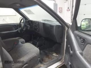 ✅ 1996 Chevrolet Blazer • VIN: 1GNDT13W9T2232854 • Lot: 42855551. Wystawiony na IAAI z przebiegiem 159 404 mil. Bezpłatny archiwum sprzedaży aukcyjnych z USA i szczegółowy raport historii pojazdu na DreamBid. Zdjęcie 5.