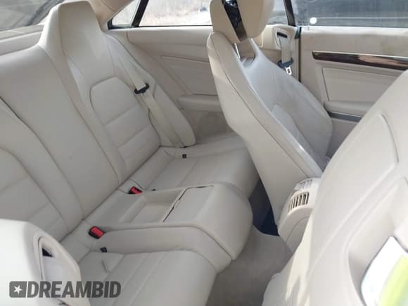 ✅ 2015 Mercedes-Benz E 400 • VIN: WDDKJ6FB4FF307393 • Lot: 41775634. Listed on IAAI with 100,928 mi. Free auction sales archive from the USA and detailed vehicle history report at DreamBid. Image 8.