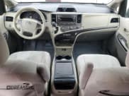 ✅ 2012 Toyota Sienna LE AAS • VIN: 5TDKK3DC5CS202133 • Lot: 60858505. Listed on Copart with 131,111 mi. Free auction sales archive from the USA and detailed vehicle history report at DreamBid. Image 8.