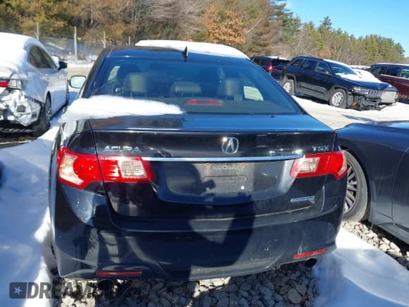 ✅ 2014 Acura TSX Special Edition • VIN: JH4CU2F80EC000093 • Lot: 43644833. Listed on IAAI with 183,606 mi. Free auction sales archive from the USA and detailed vehicle history report at DreamBid. Image 16.