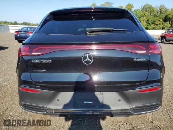 ✅ 2023 Mercedes-Benz EQE 350 • VIN: 4JGGM1CB7PA005069 • Lot: 71505375. Listed on Copart with 27,137 mi. Free auction sales archive from the USA and detailed vehicle history report at DreamBid. Image 6.