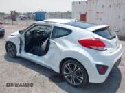 ✅ 2016 Hyundai Veloster Turbo R-Spec • VIN: KMHTC6AE5GU263570 • Lot: 42897746. Wystawiony na IAAI z przebiegiem 68 200 mil. Bezpłatny archiwum sprzedaży aukcyjnych z USA i szczegółowy raport historii pojazdu na DreamBid. Zdjęcie 3.