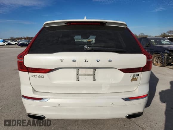 ✅ 2018 Volvo XC60 Inscription • VIN: YV4102RL1J1028461 • Лот: 93299885. Опубликован ранее на Copart с пробегом 148 644 миль. Бесплатный доступ к архиву аукционных продаж из США и подробный отчёт об истории автомобиля на DreamBid. Изображение 6.
