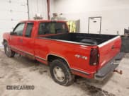 ✅ 1996 Chevrolet Silverado 1500 • VIN: 1GCEK19R9TE174096 • Lot: 43746619. Wystawiony na IAAI z przebiegiem 272 843 mil. Bezpłatny archiwum sprzedaży aukcyjnych z USA i szczegółowy raport historii pojazdu na DreamBid. Zdjęcie 3.