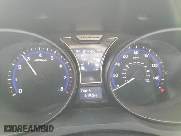 ✅ 2015 Hyundai Veloster Turbo • VIN: KMHTC6AE2FU216186 • Lot: 70522774. Wystawiony na Copart z przebiegiem 103 457 mil. Bezpłatny archiwum sprzedaży aukcyjnych z USA i szczegółowy raport historii pojazdu na DreamBid. Zdjęcie 9.