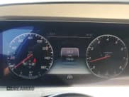 ✅ 2019 Mercedes-Benz S 560 • VIN: WDDUG8GB2KA450478 • Lot: 70923335. Listed on Copart with 79,644 mi. Free auction sales archive from the USA and detailed vehicle history report at DreamBid. Image 9.